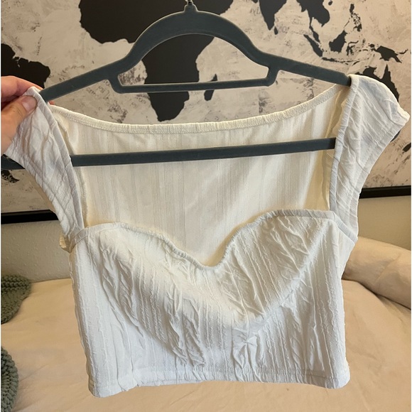 white SHEIN tee with tank top sleeves (size M) - Picture 2 of 2